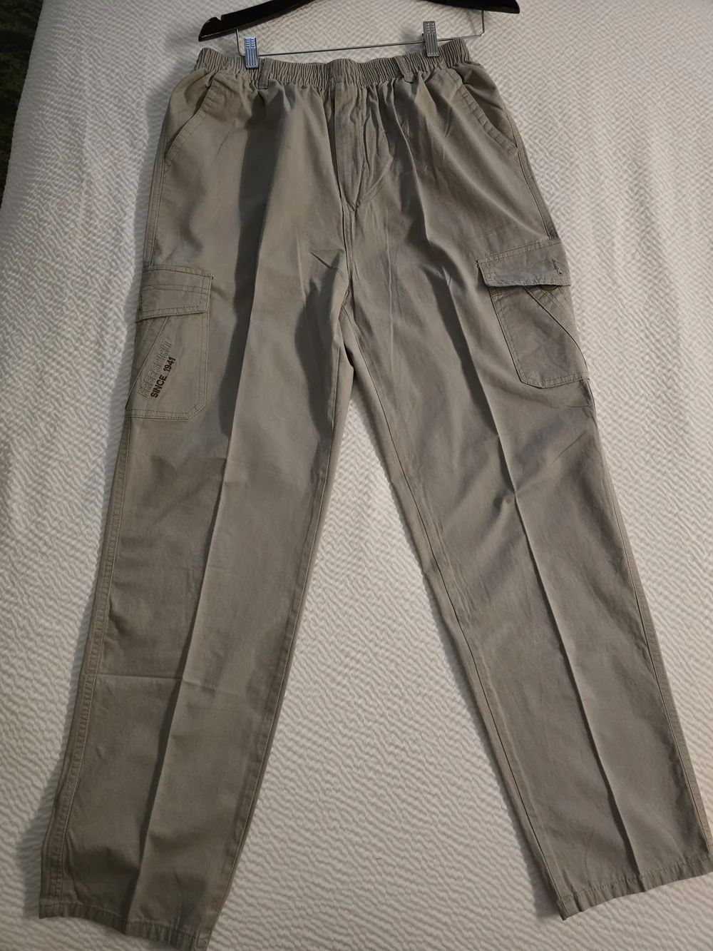 Men's Cargo Pants with Elastic Waist in Light Khaki
